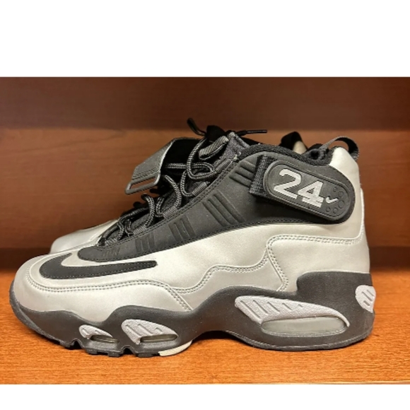 New in box air Griffey max 2010 vintage shoes - Picture 3 of 10